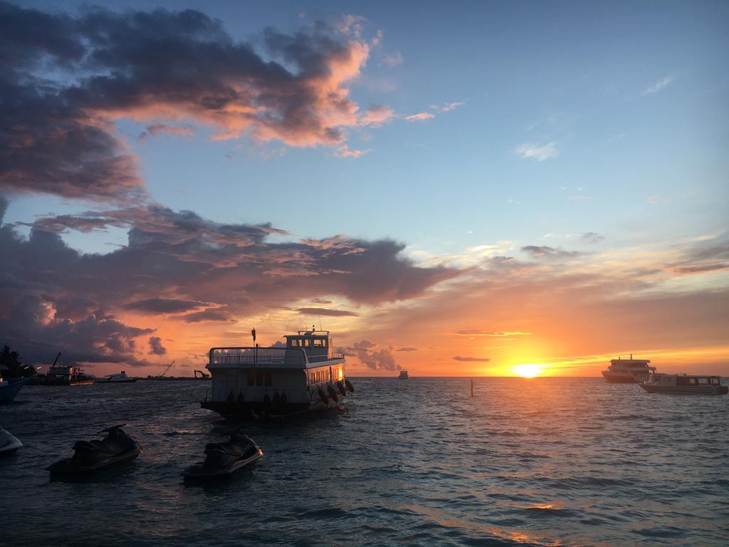 Midsummer Thulusdhoo Exterior photo